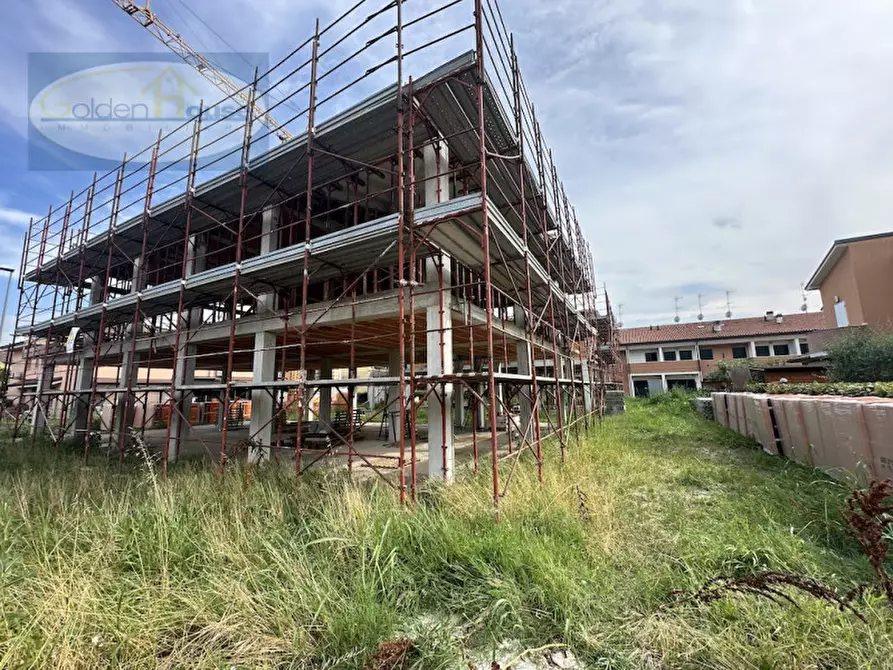 Immagine 5 di Appartamento in vendita  in Via Cesare Terranova a Argenta