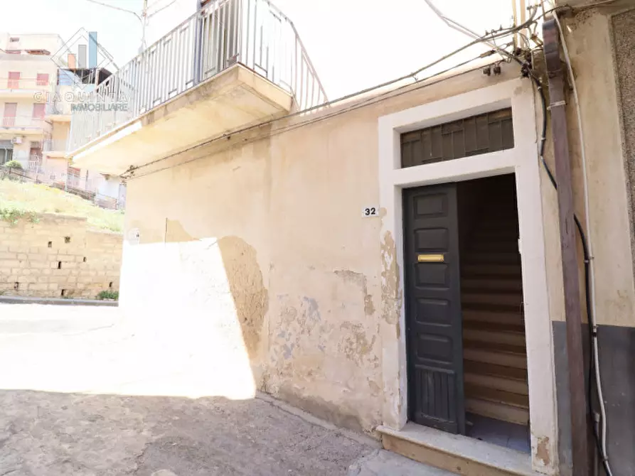 Immagine 8 di Appartamento in vendita  in via Penninello n.32 a Palagonia