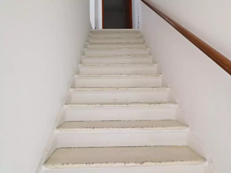 Immagine 10 di Appartamento in vendita  in via Penninello n.32 a Palagonia