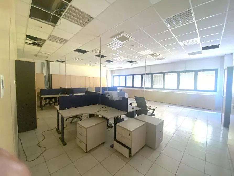 Immagine 3 di Ufficio in affitto  in VIA MEUCCI a Forli'