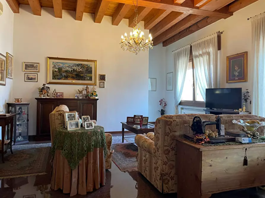 Immagine 1 di Appartamento in vendita  a Montegrotto Terme