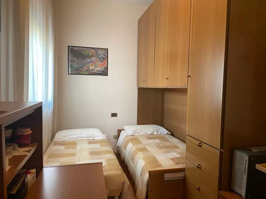 Immagine 22 di Appartamento in vendita  a Montegrotto Terme