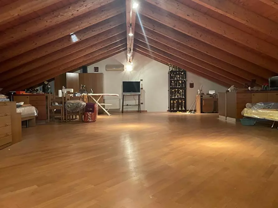 Immagine 33 di Appartamento in vendita  a Montegrotto Terme