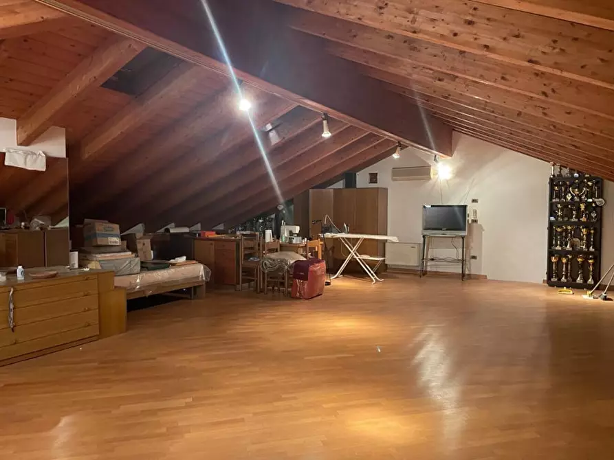 Immagine 34 di Appartamento in vendita  a Montegrotto Terme