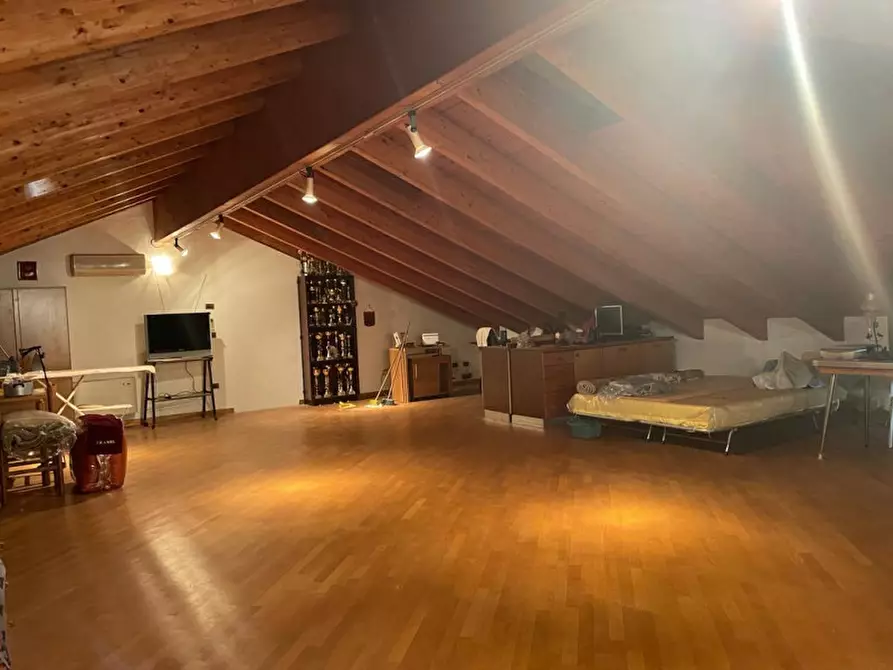 Immagine 35 di Appartamento in vendita  a Montegrotto Terme