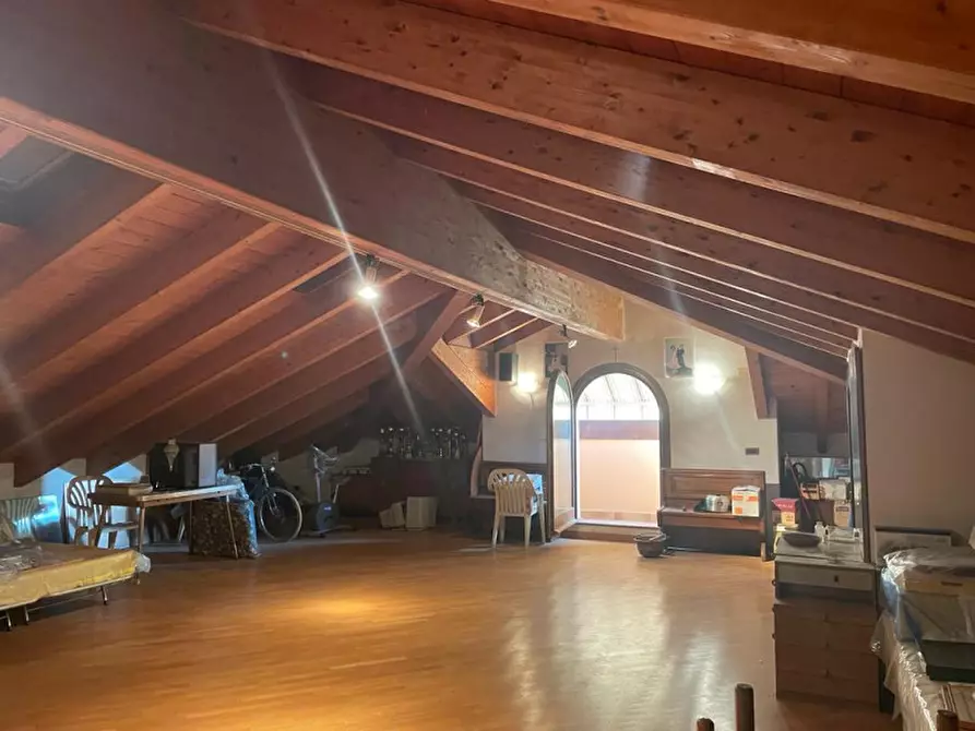 Immagine 36 di Appartamento in vendita  a Montegrotto Terme