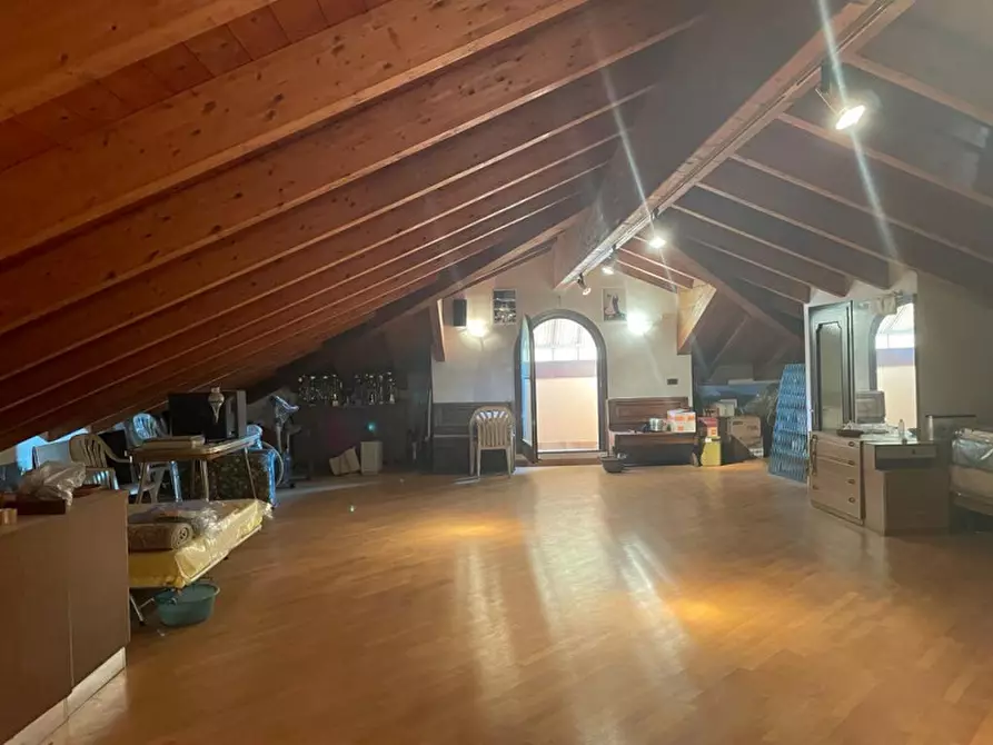 Immagine 37 di Appartamento in vendita  a Montegrotto Terme