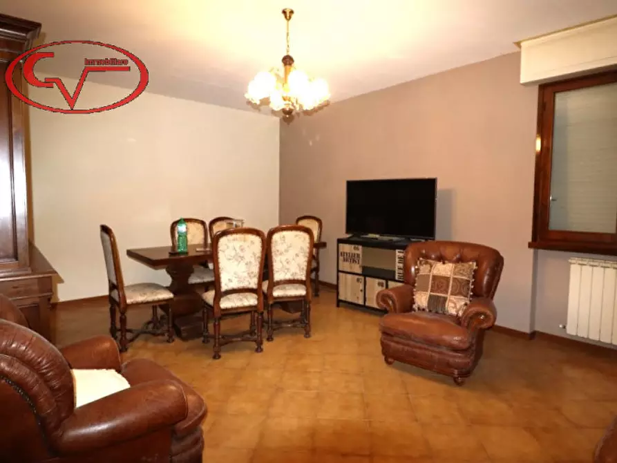 Immagine 26 di Villetta a schiera in vendita  a Bucine