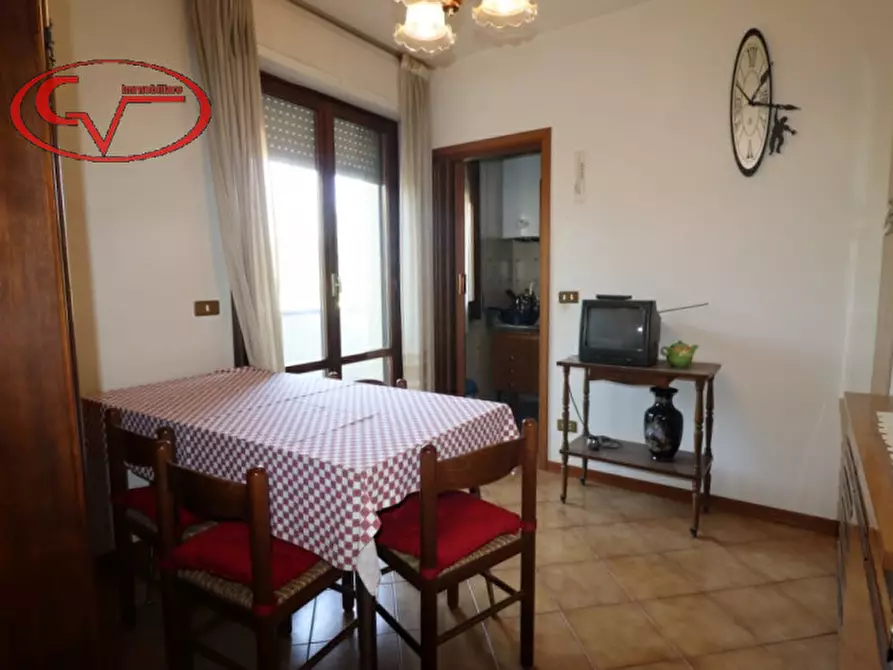 Immagine 31 di Villetta a schiera in vendita  a Bucine