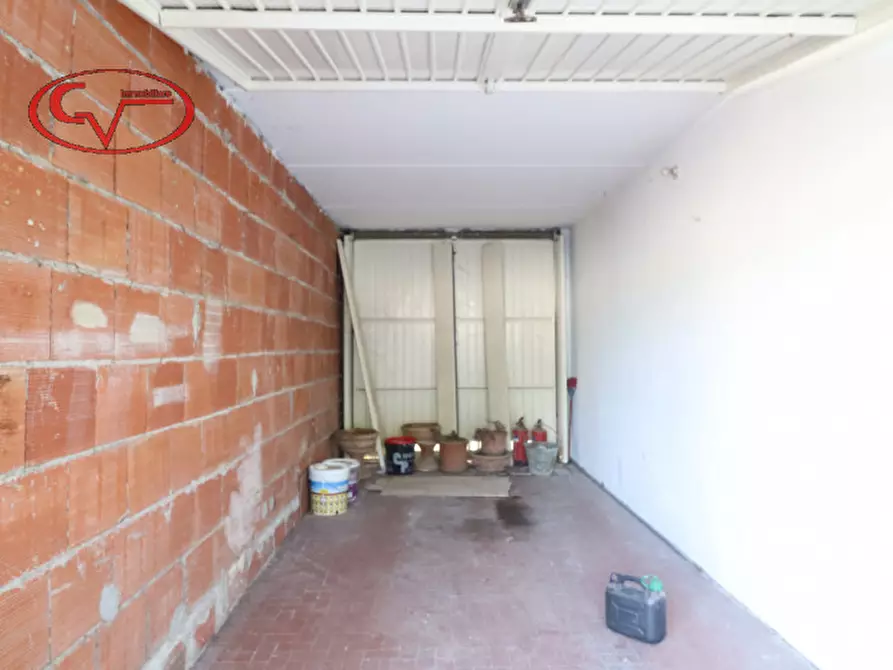 Immagine 40 di Villetta a schiera in vendita  a Bucine