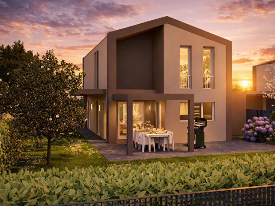 Immagine 2 di Villa in vendita  in via Borri a Montechiarugolo