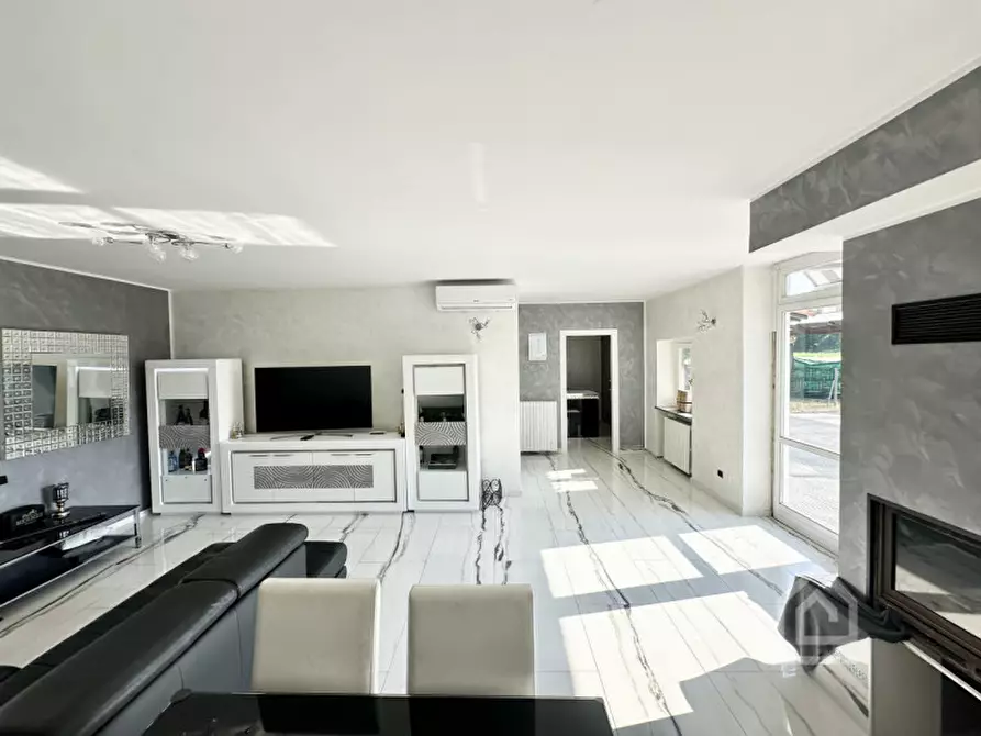 Immagine 1 di Casa indipendente in vendita  in Via Per Torino 27 a Verolengo