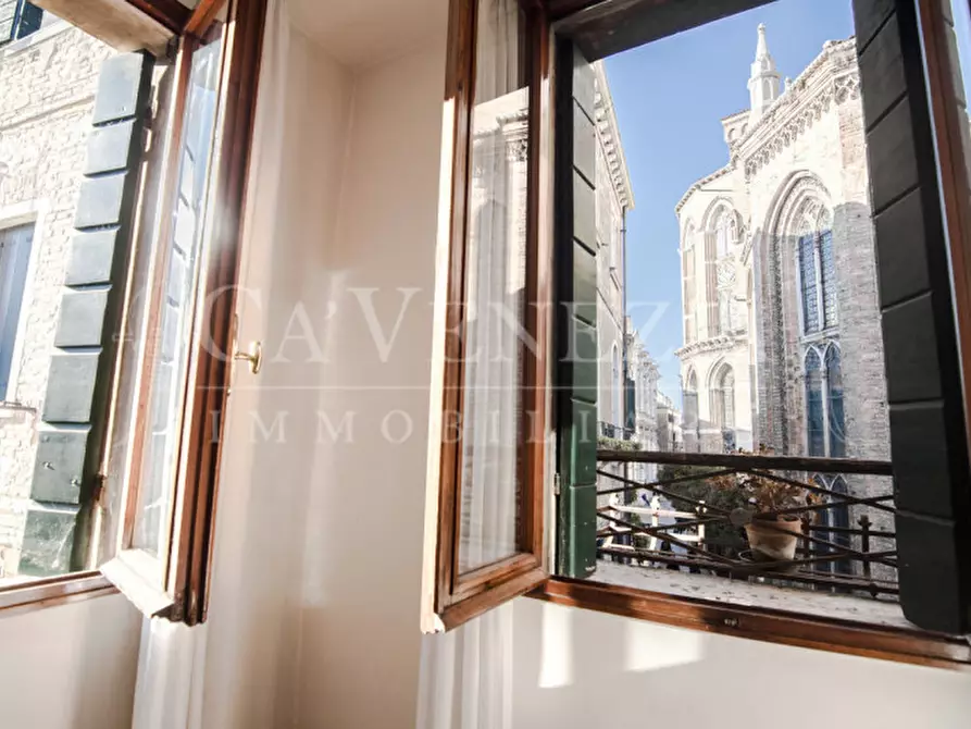 Immagine 2 di Appartamento in vendita  a Venezia