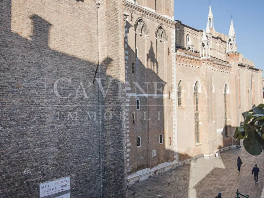 Immagine 4 di Appartamento in vendita  a Venezia