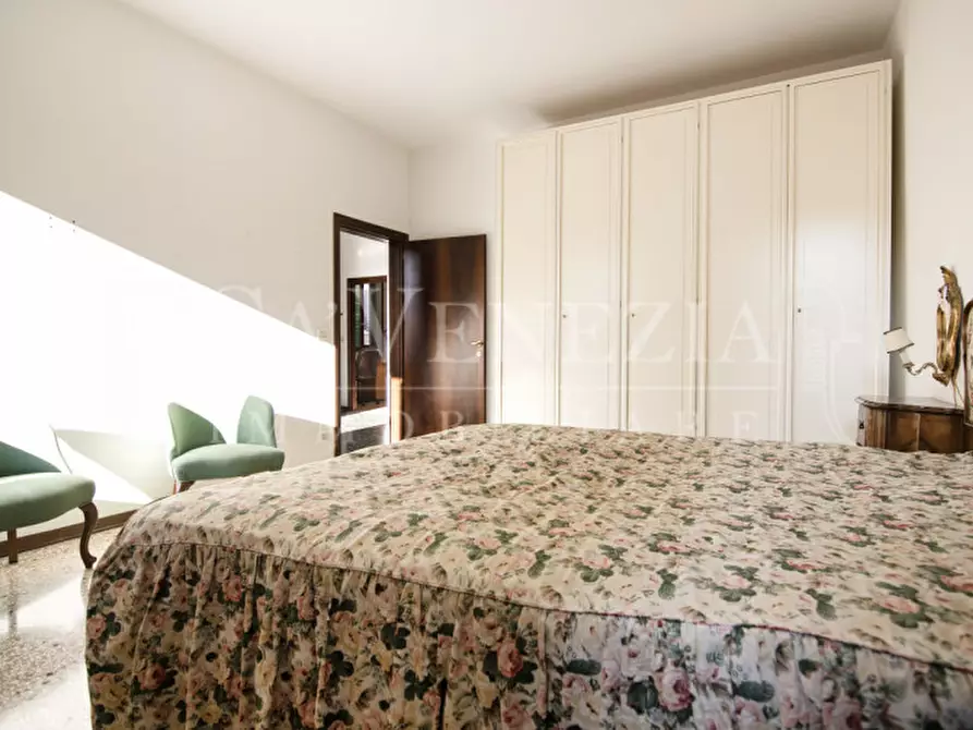 Immagine 15 di Appartamento in vendita  a Venezia