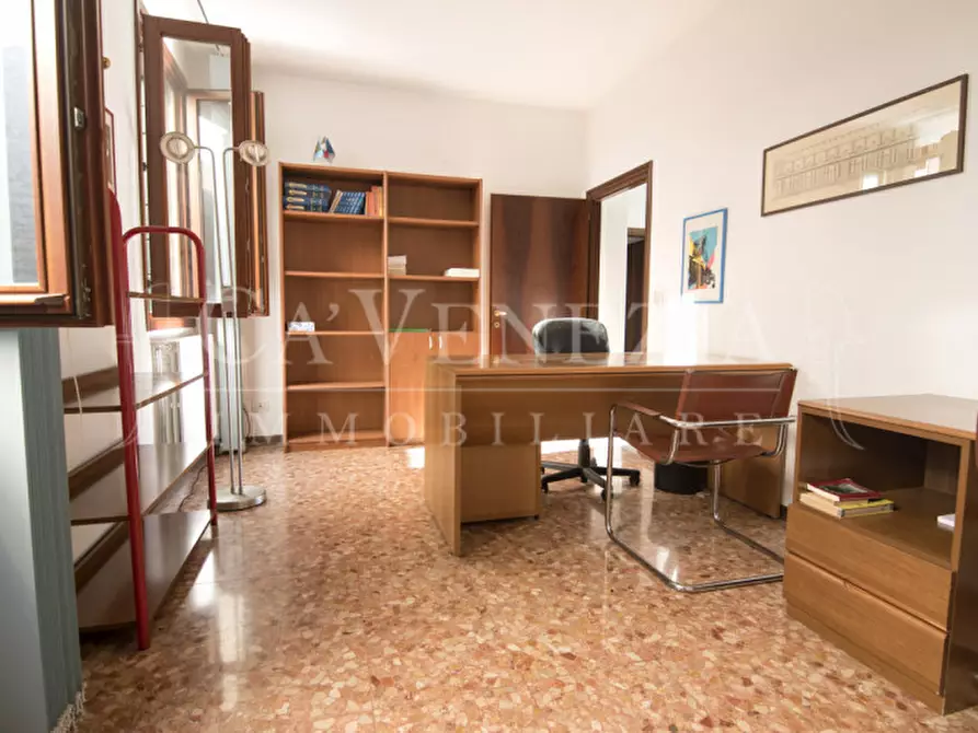 Immagine 23 di Appartamento in vendita  a Venezia