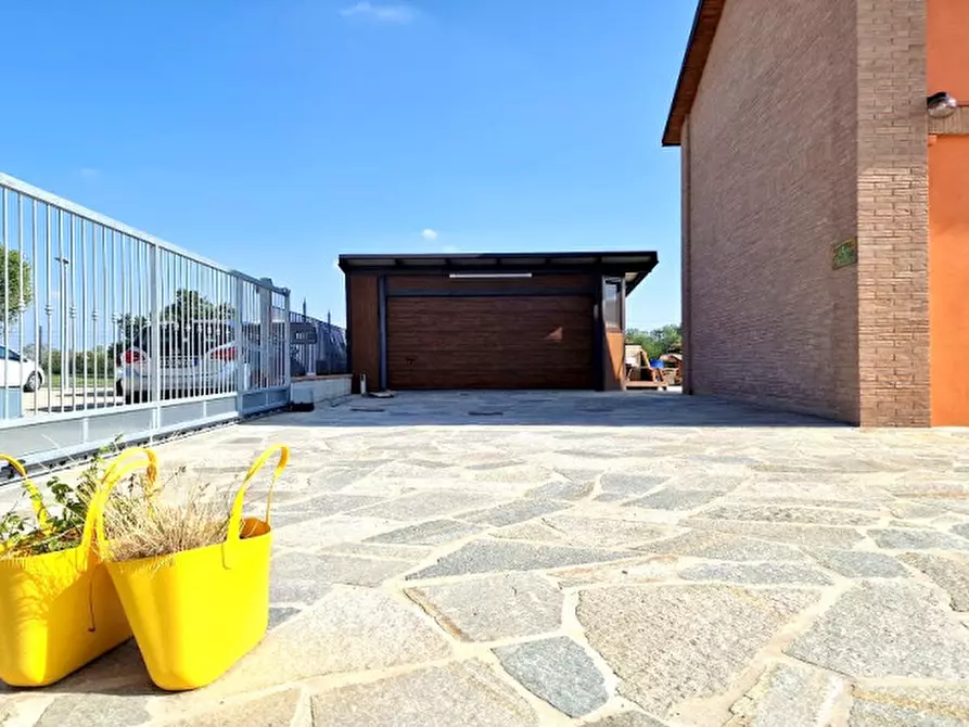 Immagine 8 di Villa in vendita  in Chero a Carpaneto Piacentino