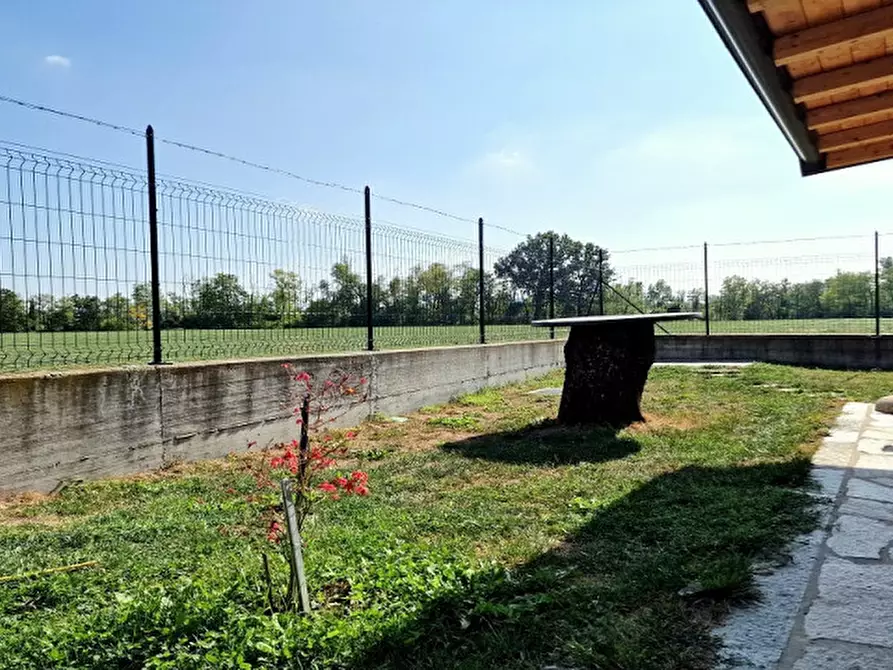 Immagine 11 di Villa in vendita  in Chero a Carpaneto Piacentino