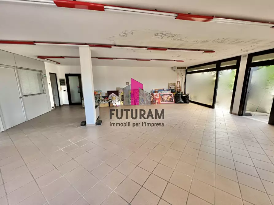 Immagine 9 di Ufficio in affitto  in Via roma a Campodarsego