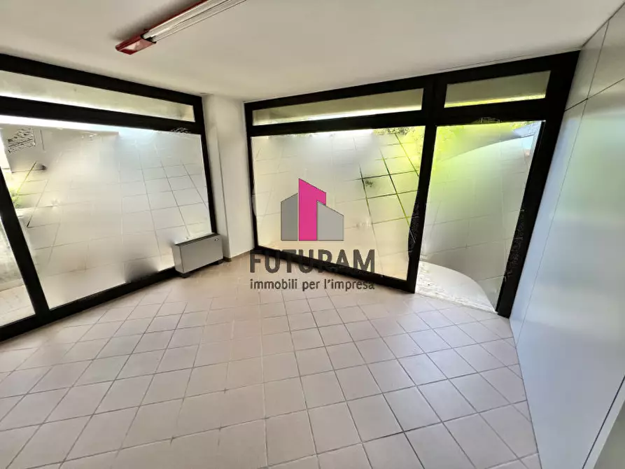 Immagine 10 di Ufficio in affitto  in Via roma a Campodarsego