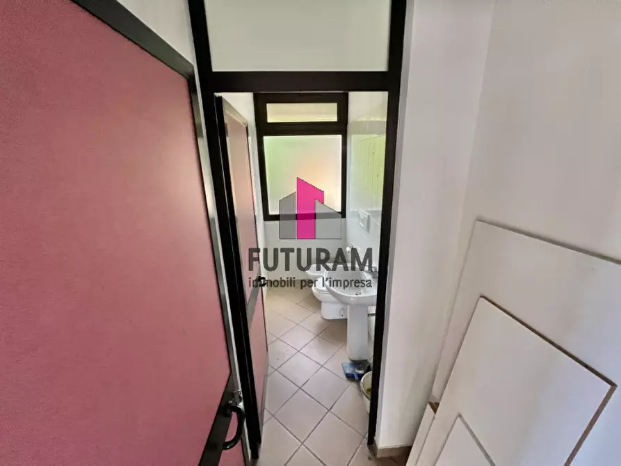 Immagine 17 di Ufficio in affitto  in Via roma a Campodarsego