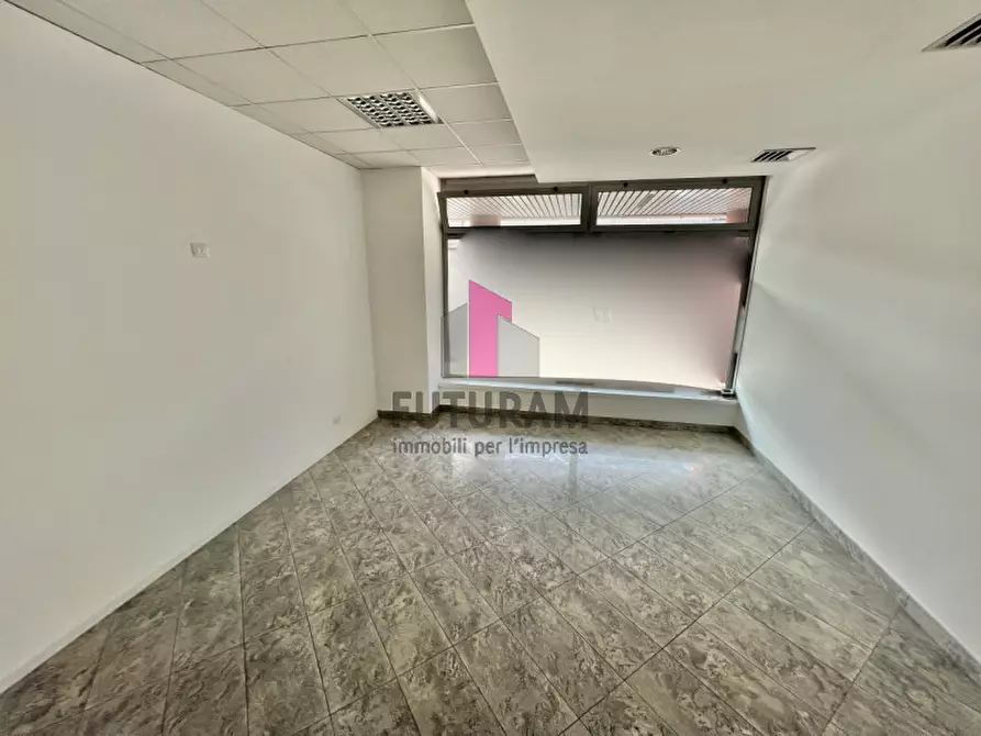 Immagine 9 di Ufficio in vendita  in VIA ROMA a Campodarsego