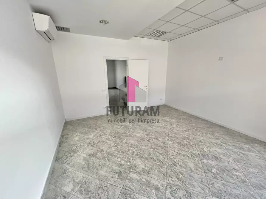 Immagine 10 di Ufficio in vendita  in VIA ROMA a Campodarsego