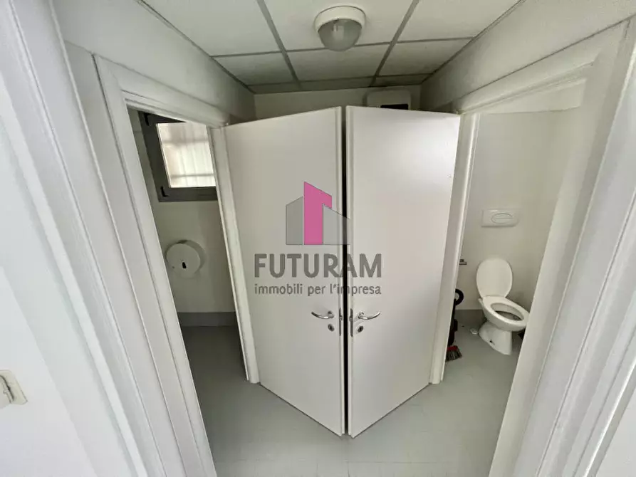 Immagine 15 di Ufficio in vendita  in VIA ROMA a Campodarsego
