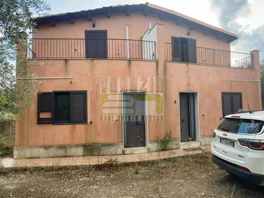 Immagine 2 di Agriturismo in vendita  in san paolo a Noto