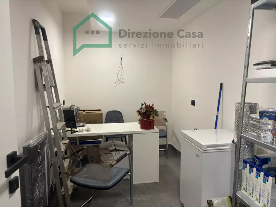 Immagine 23 di Negozio in vendita  in Centro Direzionale E/7 a Napoli
