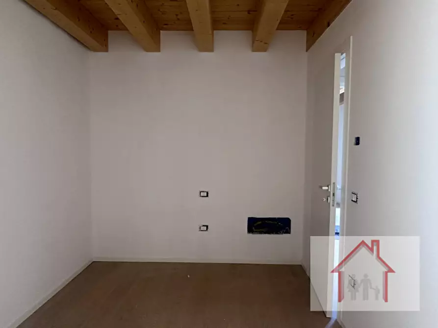 Immagine 11 di Attico in vendita  a Treviso