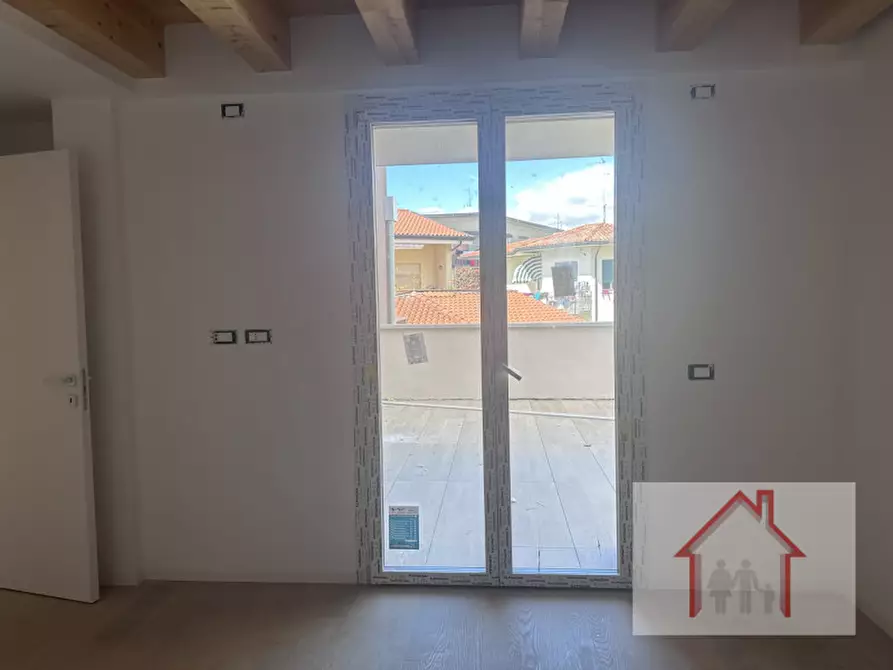 Immagine 14 di Attico in vendita  a Treviso