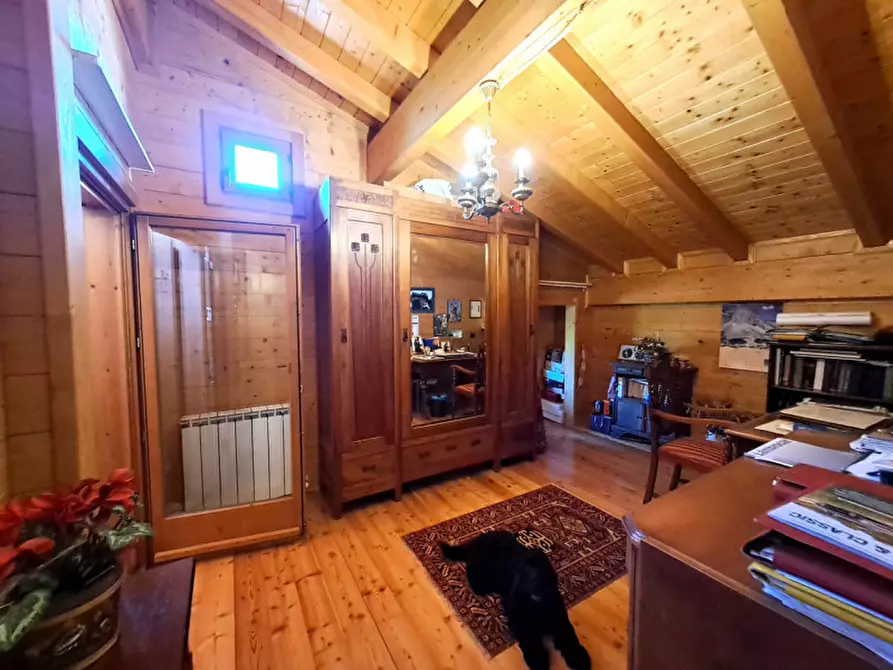 Immagine 24 di Villa in vendita  a Passignano Sul Trasimeno