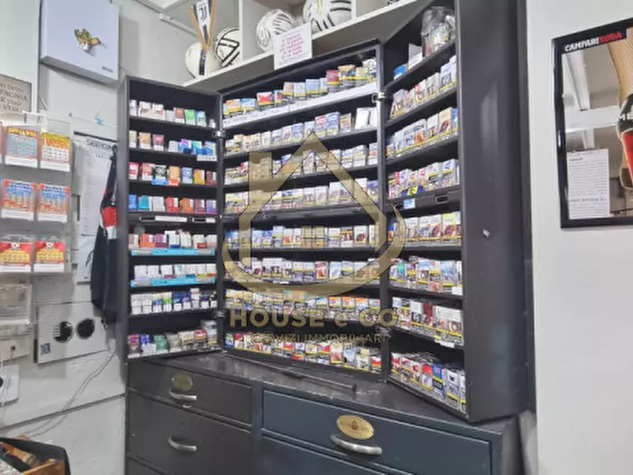 Immagine 5 di Attività commerciale in vendita  in Vigevano Centro a Vigevano