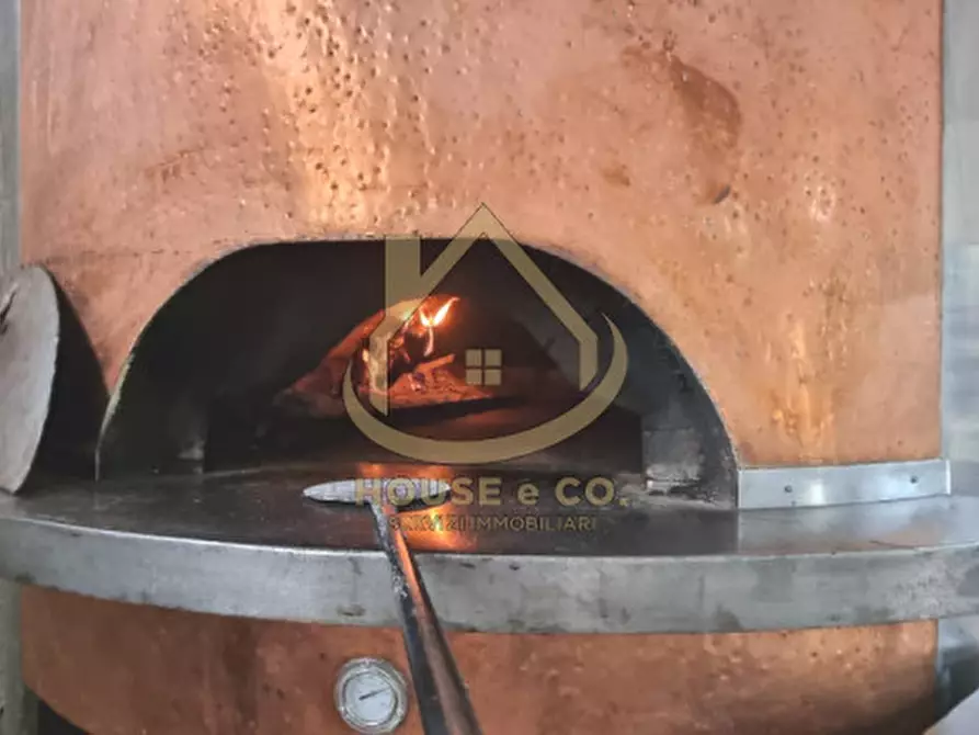 Immagine 8 di Attività commerciale in vendita  in Vigevano Centro a Vigevano