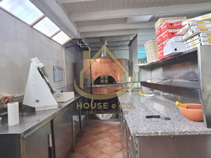 Immagine 9 di Attività commerciale in vendita  in Vigevano Centro a Vigevano