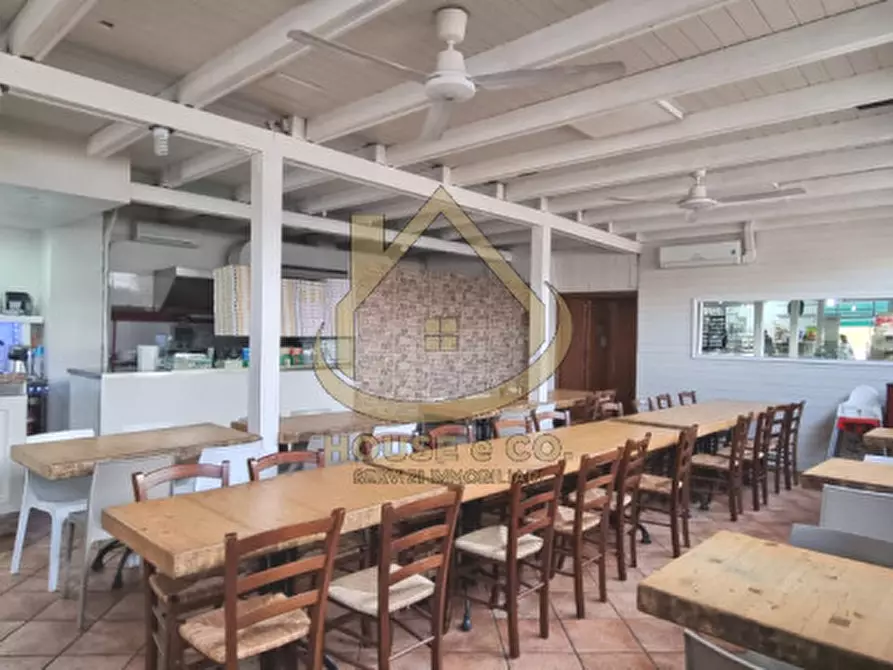 Immagine 16 di Attività commerciale in vendita  in Vigevano Centro a Vigevano