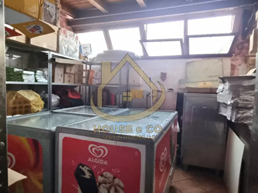 Immagine 20 di Attività commerciale in vendita  in Vigevano Centro a Vigevano