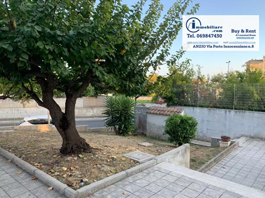 Immagine 10 di Attico in vendita  in Via Livatino a Nettuno