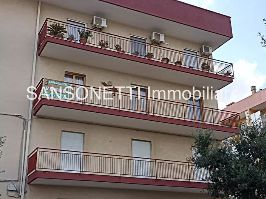 Immagine 1 di Appartamento in vendita  in Nenni a Fasano