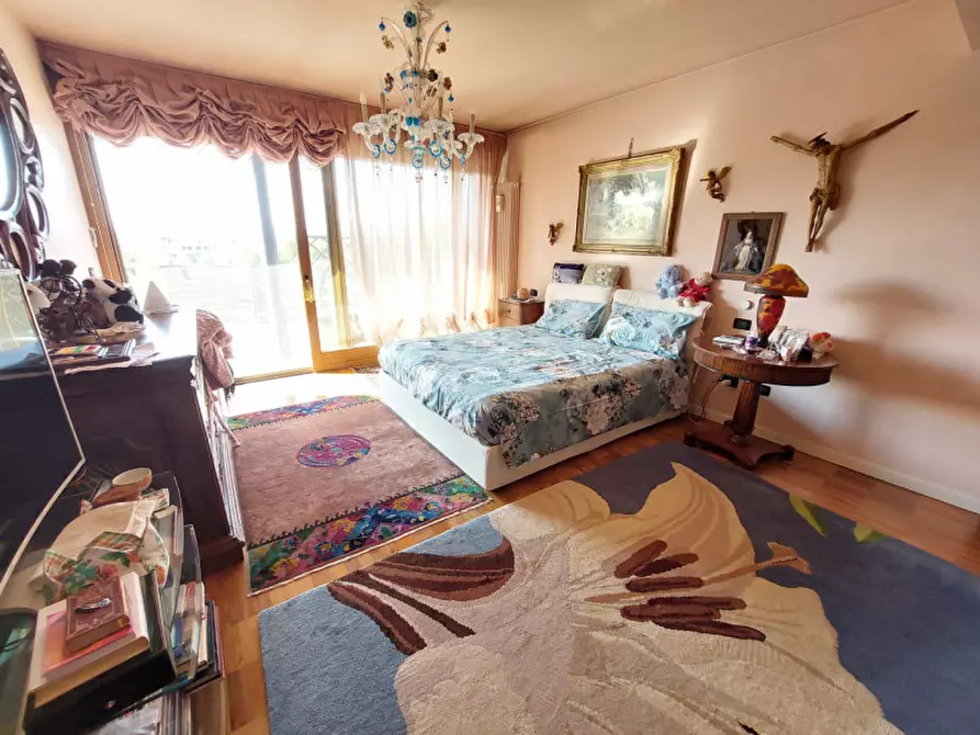 Immagine 21 di Attico in vendita  in Via Adige a Vicenza