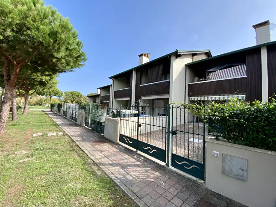 Immagine 1 di Appartamento in vendita  in lido nazioni a Comacchio