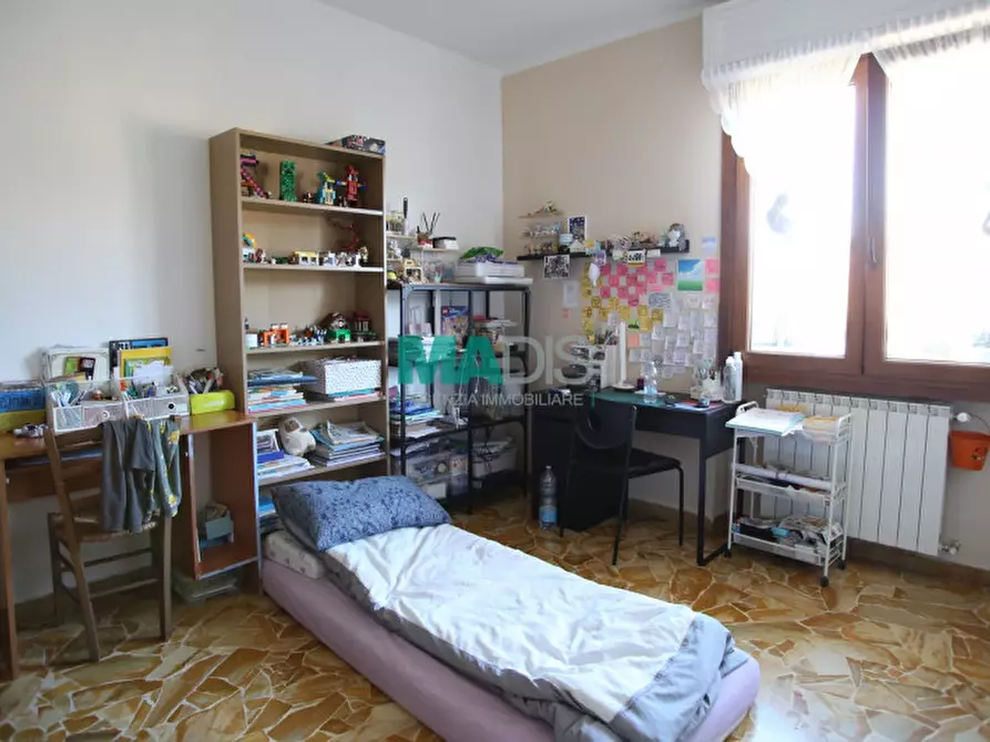 Immagine 8 di Appartamento in vendita  in Via Francesco Baracca a Prato