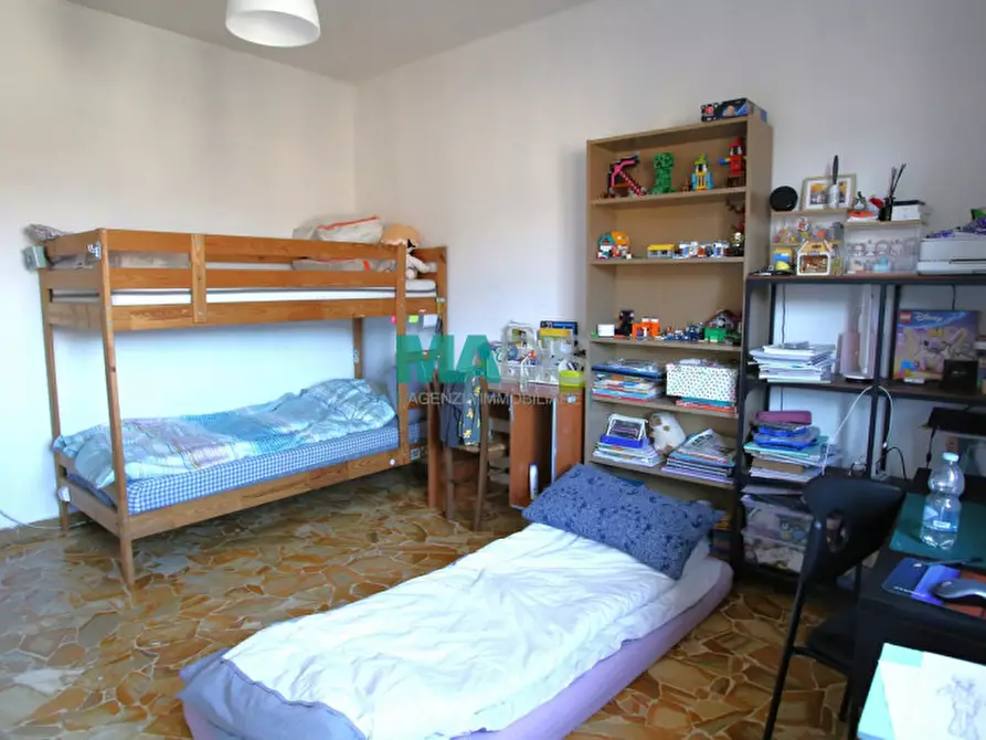 Immagine 21 di Appartamento in vendita  in Via Francesco Baracca a Prato