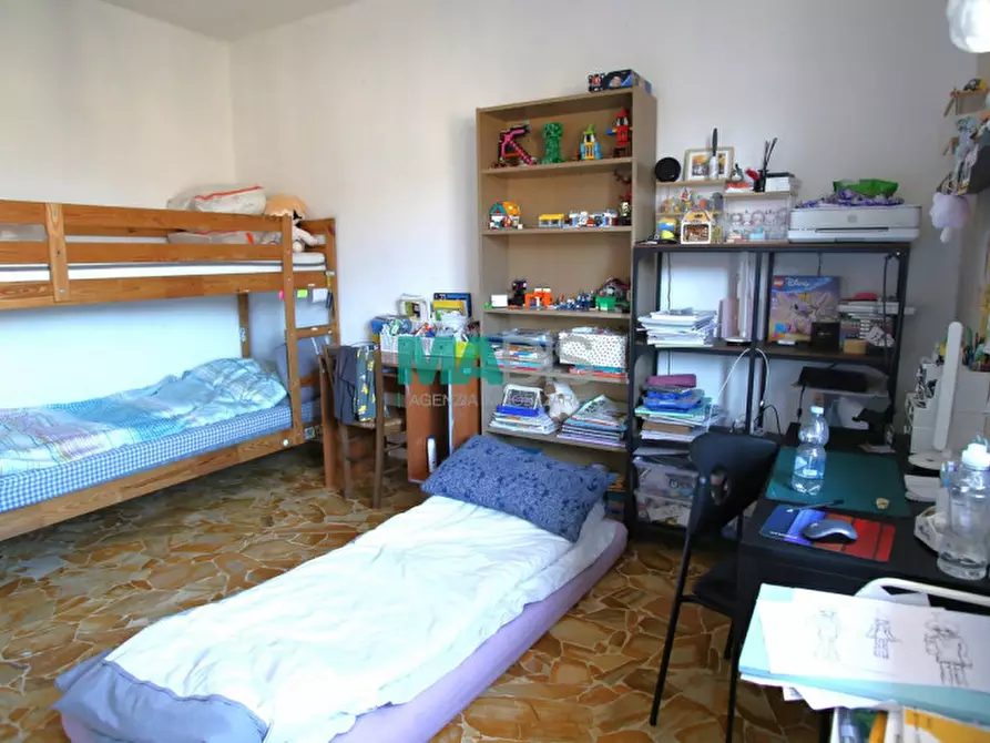 Immagine 22 di Appartamento in vendita  in Via Francesco Baracca a Prato