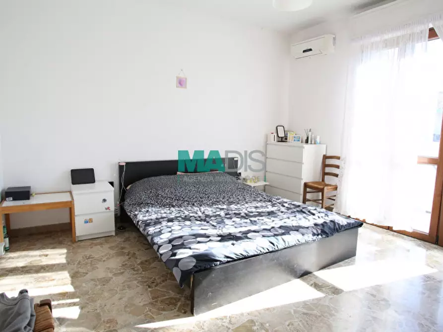 Immagine 31 di Appartamento in vendita  in Via Francesco Baracca a Prato
