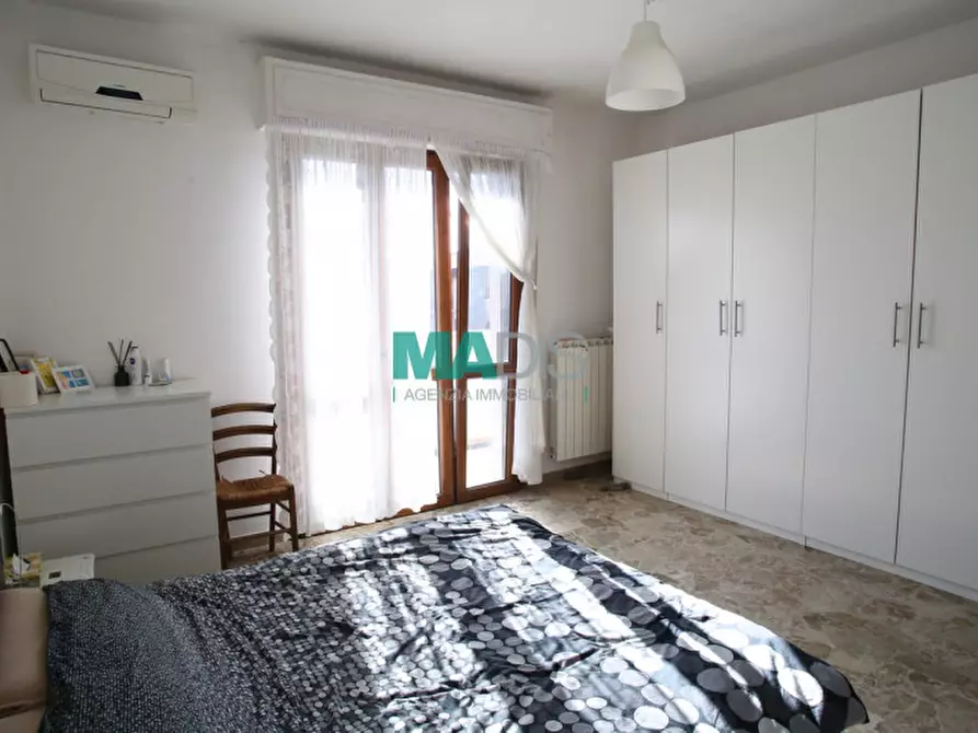 Immagine 34 di Appartamento in vendita  in Via Francesco Baracca a Prato