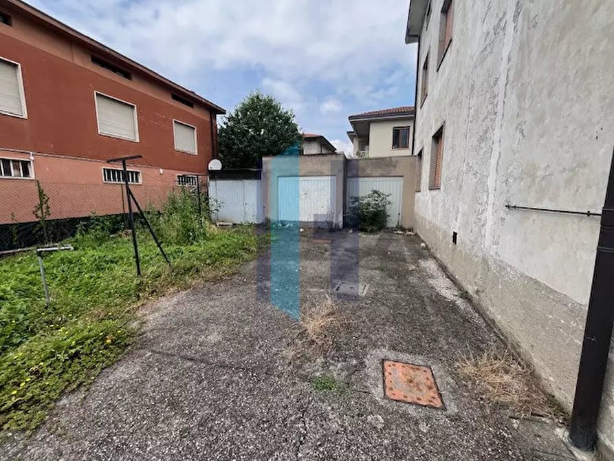 Immagine 11 di Casa indipendente in vendita  in Via Roma a Valbrembo