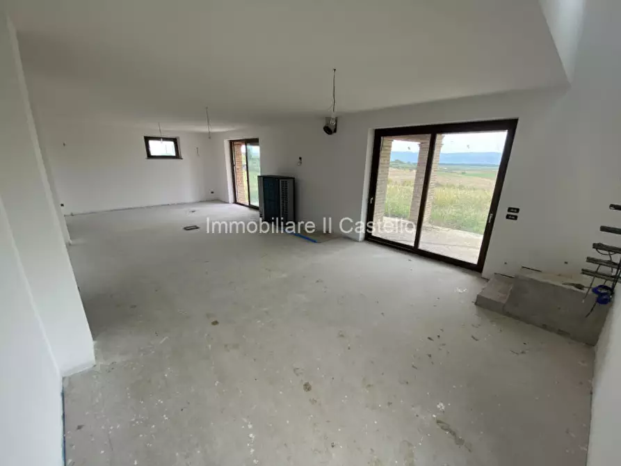 Immagine 8 di Rustico / casale in vendita  a Castiglione Del Lago