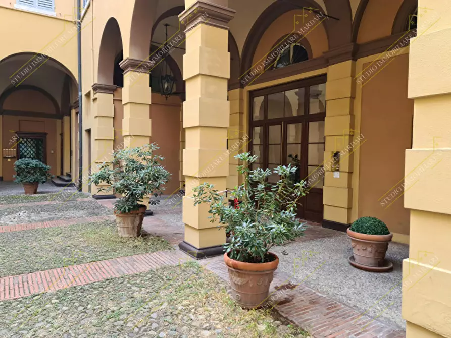 Immagine 1 di Appartamento in vendita  in via del taglio a Modena
